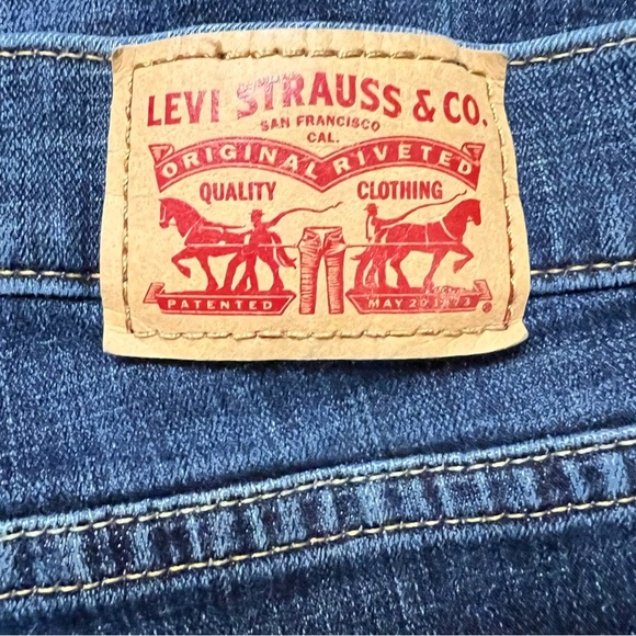 Levi’s Classic Boot Cut Blue Mid Rise Jeans size 16 - Picture 15 of 16